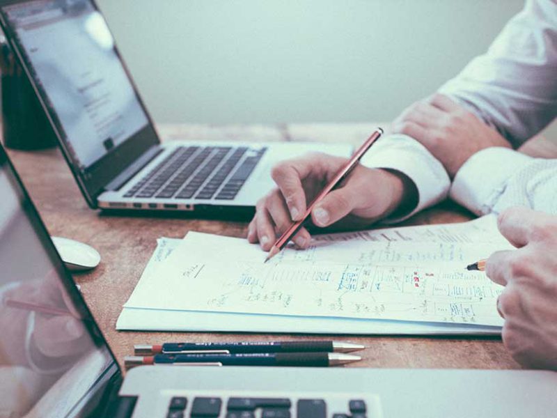 Businessmen discussing ideas